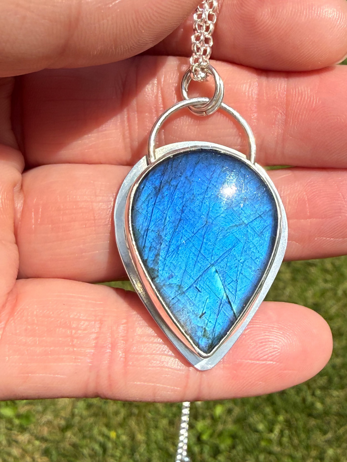 Labradorite pendant in sterling silver